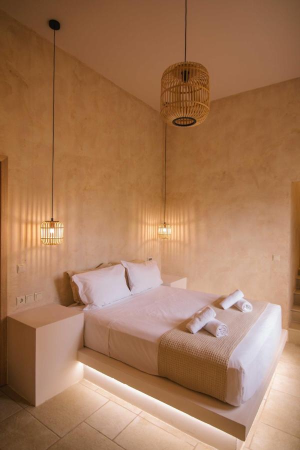 Mani Luxury Suites And Studios In Gytheio With Private Pools Exterior foto
