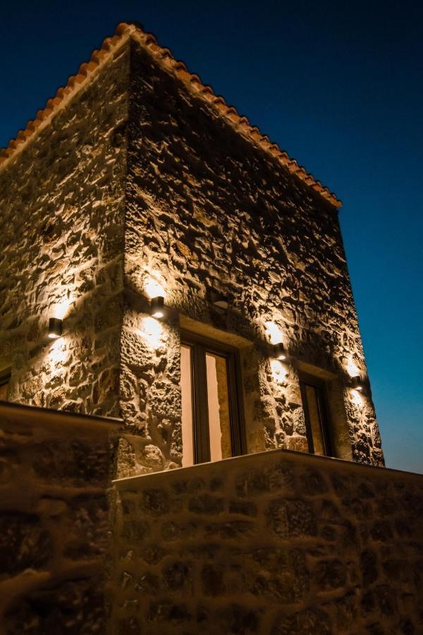 Mani Luxury Suites And Studios In Gytheio With Private Pools Exterior foto