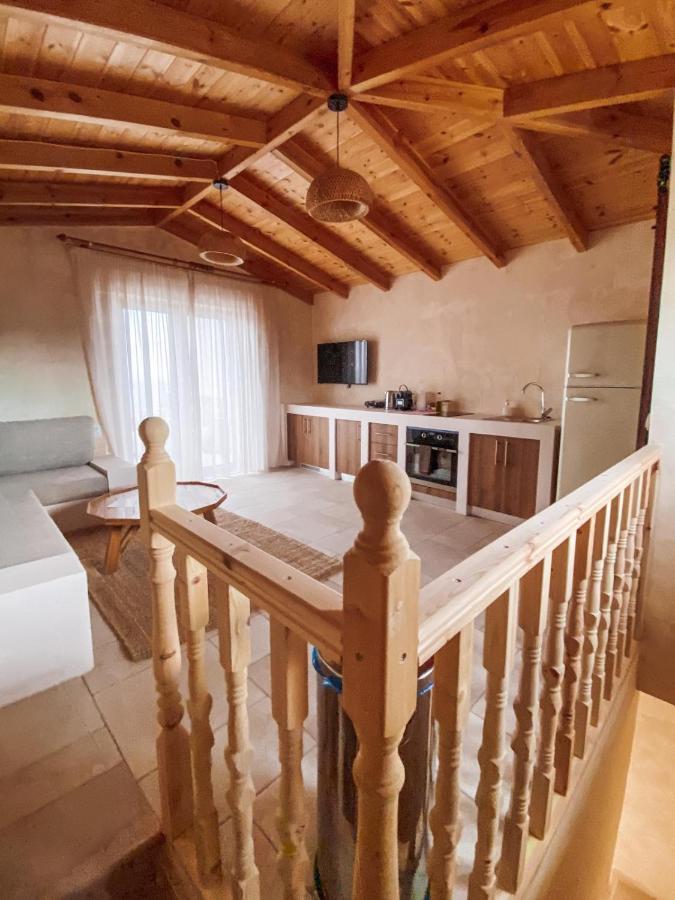 Mani Luxury Suites And Studios In Gytheio With Private Pools Exterior foto