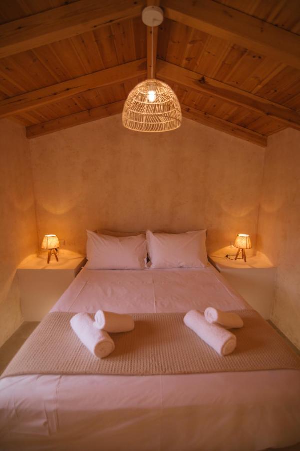 Mani Luxury Suites And Studios In Gytheio With Private Pools Exterior foto